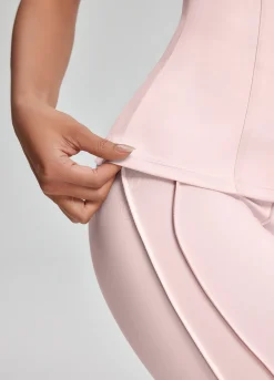 Alltags-T-Shirt mit Contour-Nähten