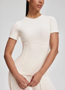 Alltags-T-Shirt mit Contour-Nähten