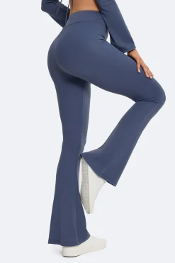 Ausgestellte Leggings mit hoher Taille