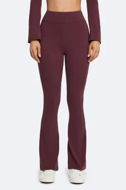 Ausgestellte Leggings mit hoher Taille