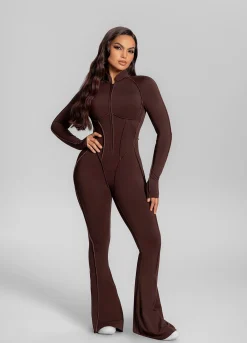 Ausgestellter Catsuit mit geschlossenem Rücken