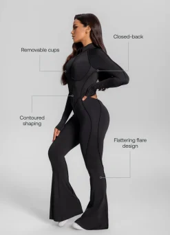 Ausgestellter Catsuit mit geschlossenem Rücken