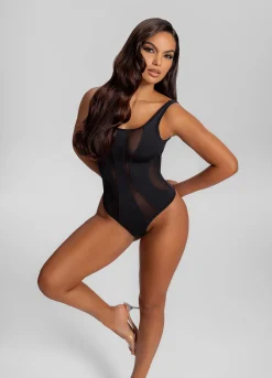 Body mit Mesh-Einsätzen