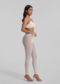 Bralette mit Kontur-Nähten