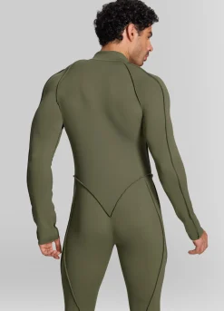 Closed-Back Herosuit