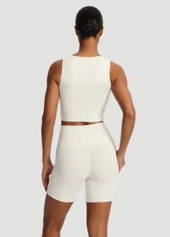 Cropped Tanktop mit hohem Ausschnitt