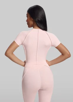Cropped-Top im figurformendem Schnitt