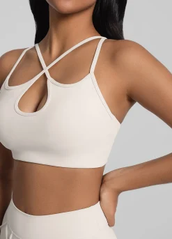 Cut-Out Top mit überkreuzten Trägern