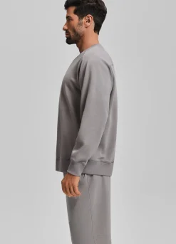 Essential Sweatshirt