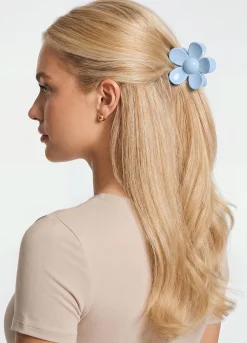 Flower-Shaped Hair Clip