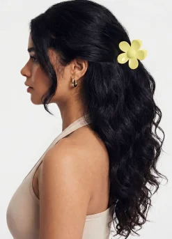 Flower-Shaped Hair Clip