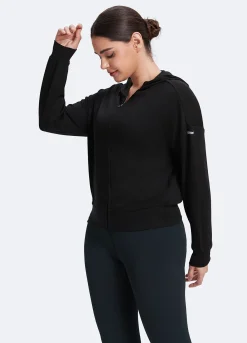 Klassisch geschnittener Kapuzenpullover