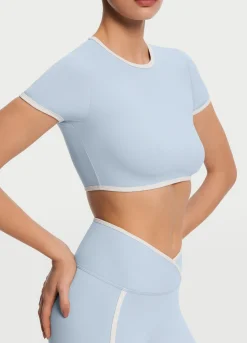 Kurz geschnittenes T-Shirt