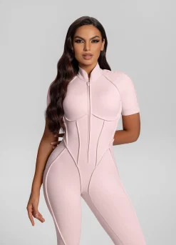 Kurzärmeliger Catsuit mit geschlossenem Rücken