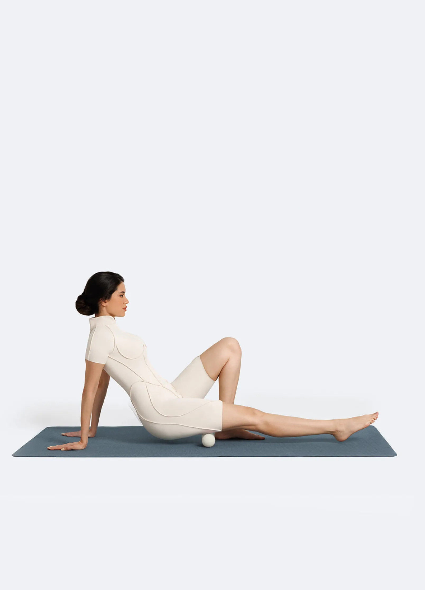 Massageball in Erdnussform