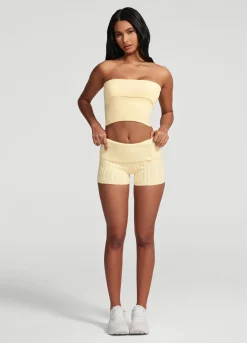 Micro-Shorts aus Zopfstrick