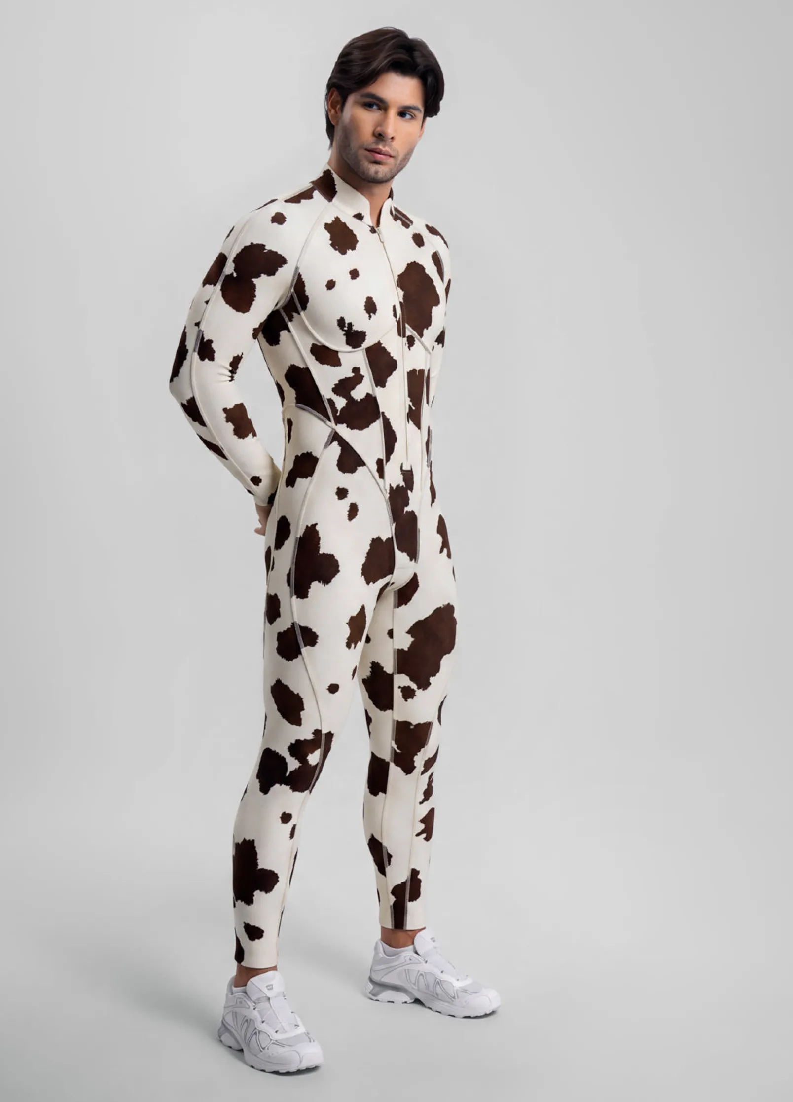 Mocha Cow Herosuit mit geschlossenem Rücken
