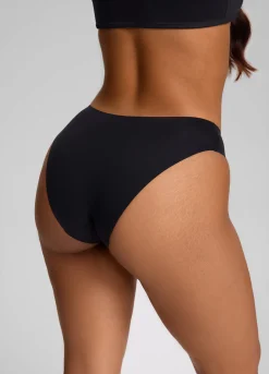 Nahtloser Bikini mit mittlerer Leibhöhe