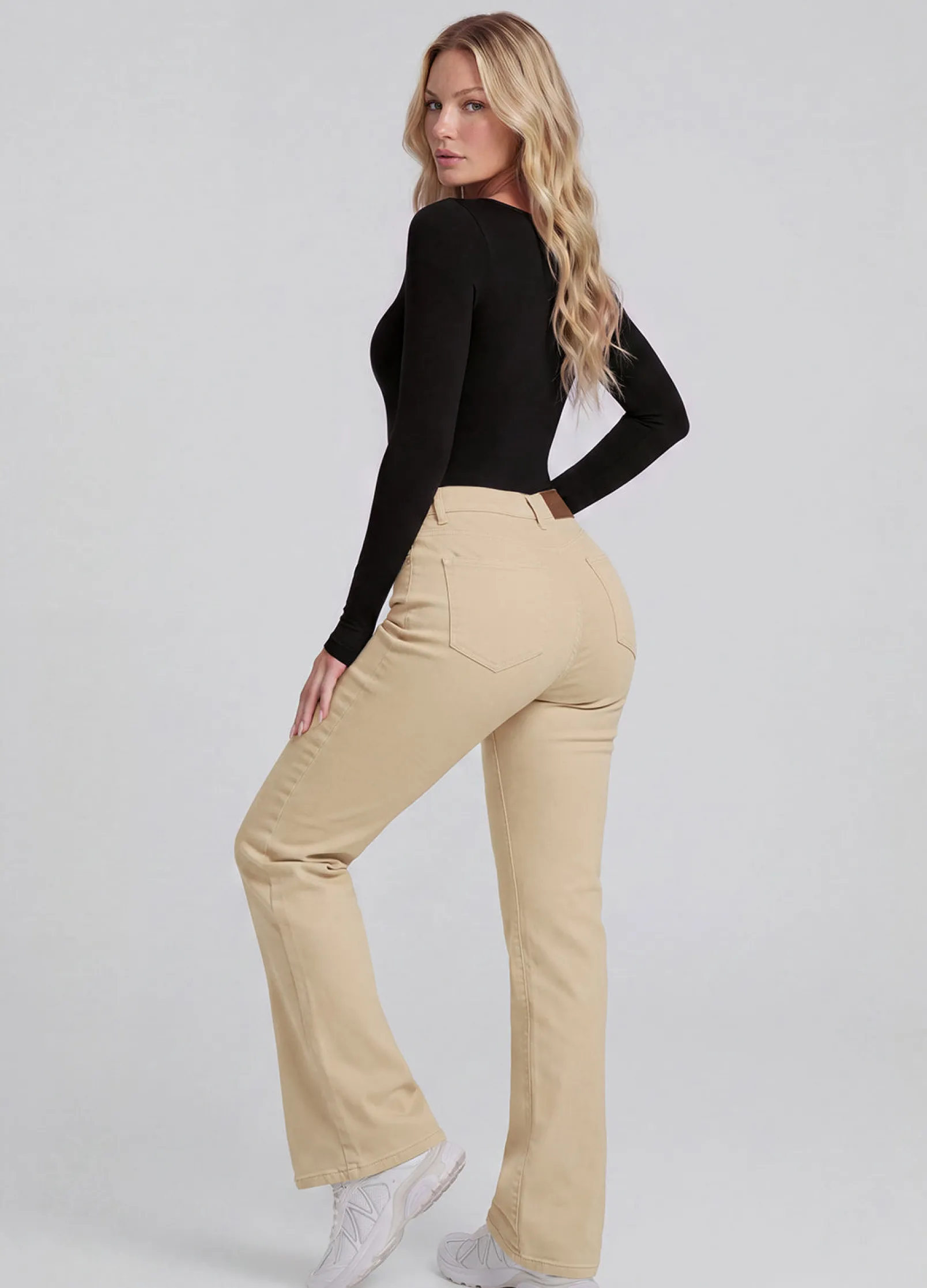 Nahtloser langärmeliger Shapewear-Body