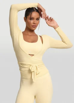 Nahtloses Pilates-Wickel-Top