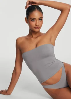 Naht- und trägerloses Top