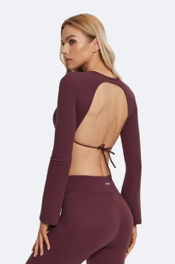 Rückenfreies Crop-Top mit vollen Ärmeln