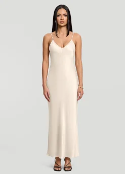 Satin-Maxikleid im Slip-Stil