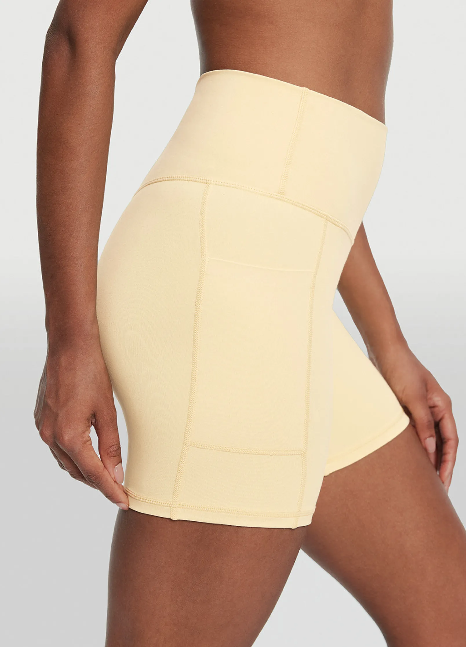 Shorts mit Seitentaschen