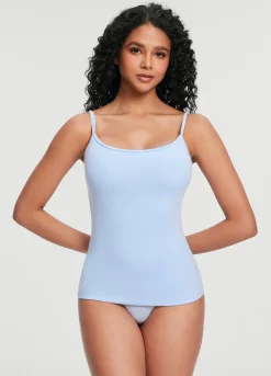Tanktop mit dünnen Trägern